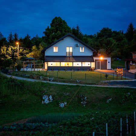 Apartman Rita Slunj Eksteriør bilde