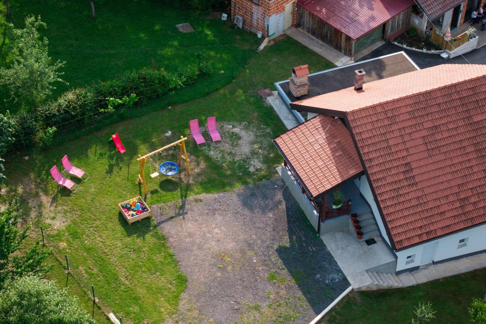 Apartman Rita Slunj Eksteriør bilde